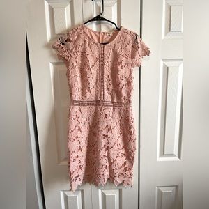 Large cut out lace peach/pink dress